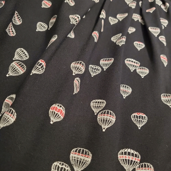 Ladies black tea dress with ballons - Picture 2 of 7